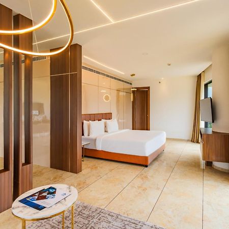 Fezinn Hotel - Best Wayanad Hotel In 2024 コージコード エクステリア 写真