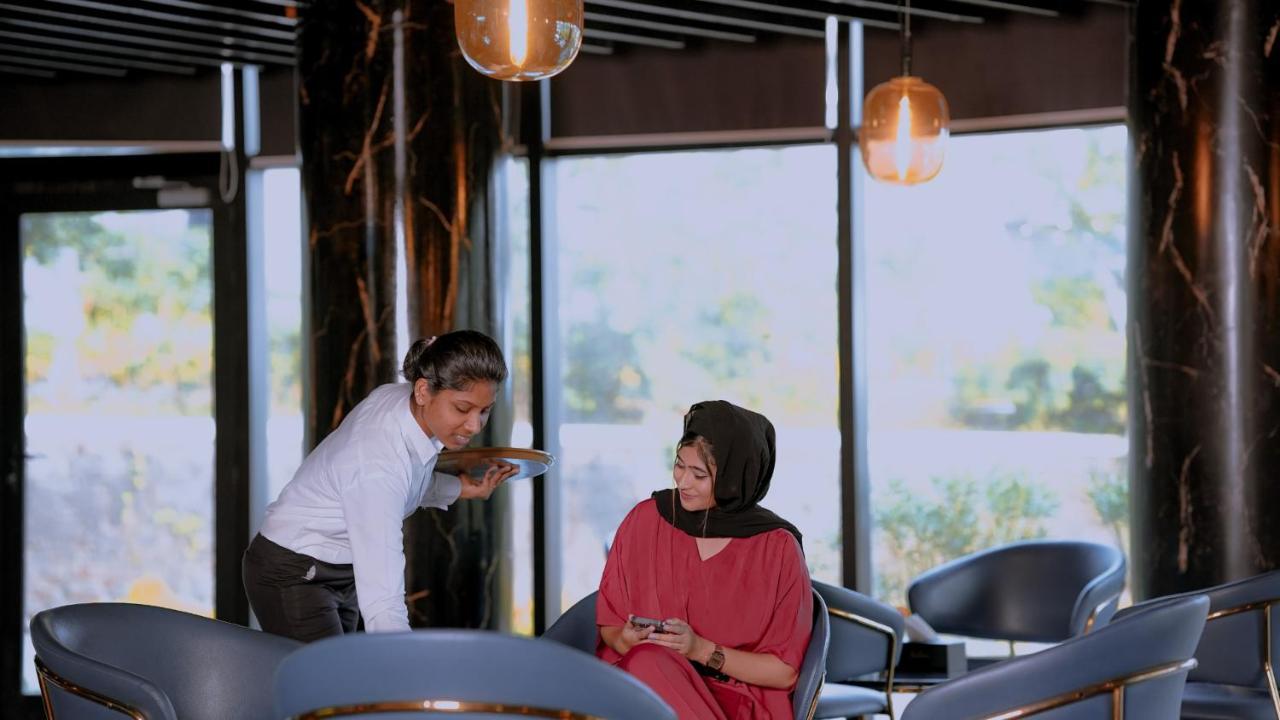Fezinn Hotel - Best Wayanad Hotel In 2024 コージコード エクステリア 写真