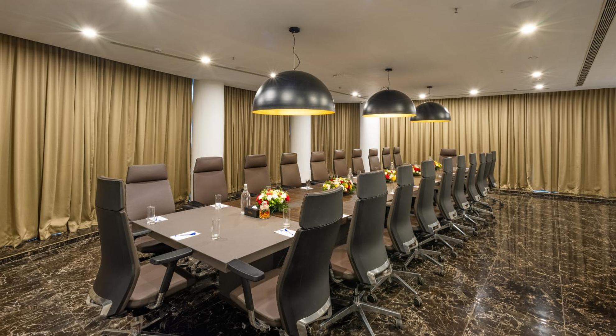 Fezinn Hotel - Best Wayanad Hotel In 2024 コージコード エクステリア 写真