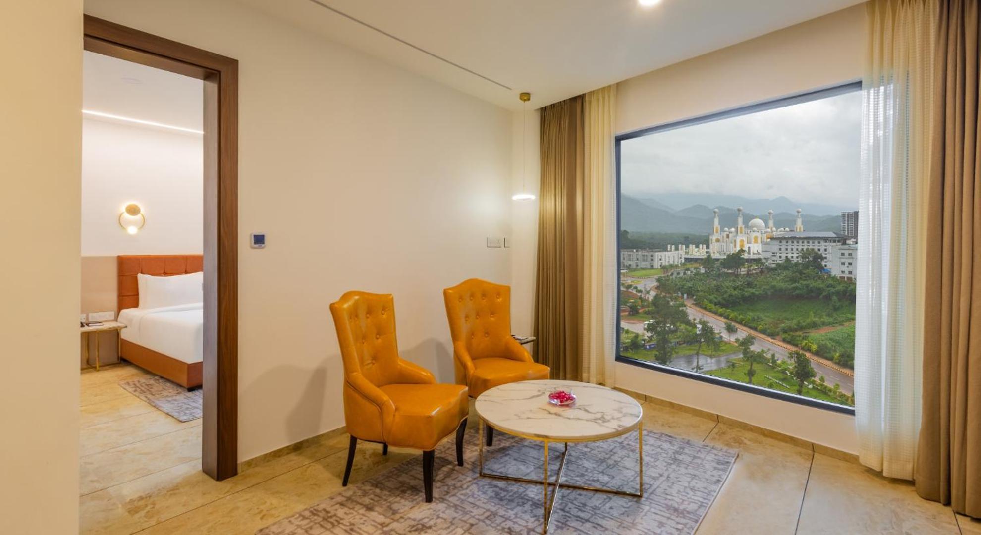 Fezinn Hotel - Best Wayanad Hotel In 2024 コージコード エクステリア 写真