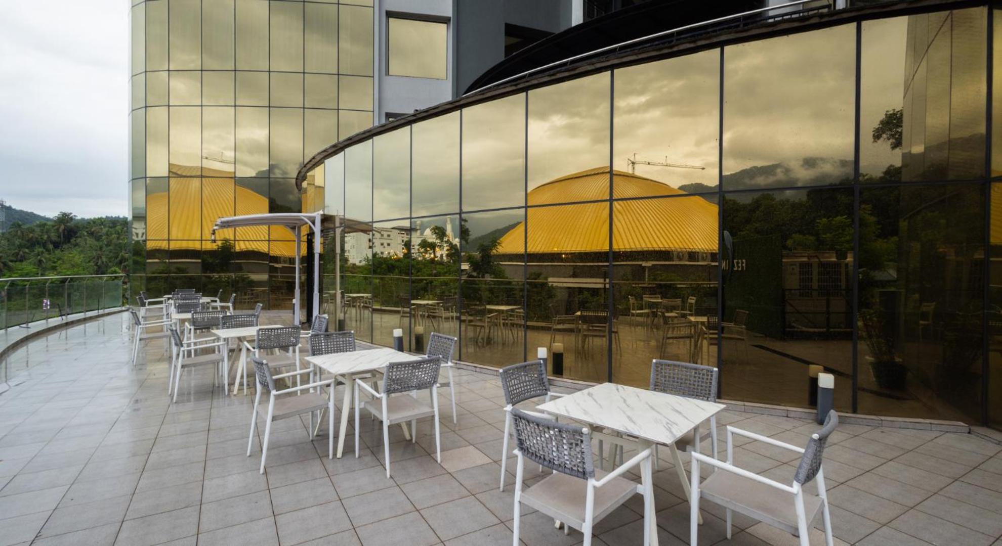 Fezinn Hotel - Best Wayanad Hotel In 2024 コージコード エクステリア 写真